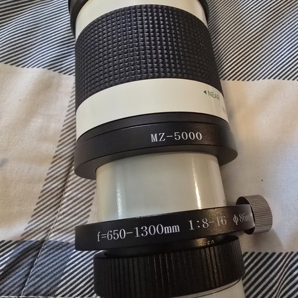Used Bower MZ-5000 650-1300mm f/8-16 T-Mount Zoom Lens  MZ-5000 Telephoto Lens - Black and White